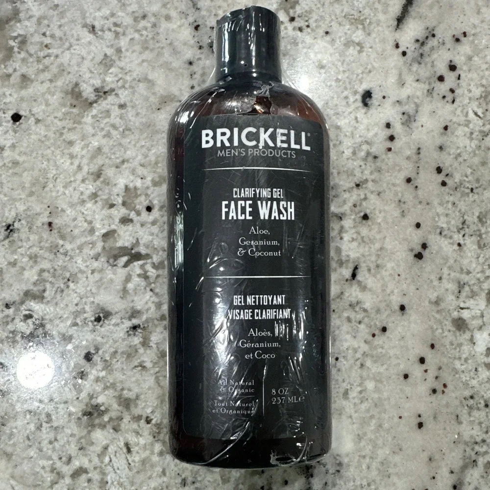 Brickell Men's Clarifying Gel Face Wash for Men,‎ Natural and Organic Rich